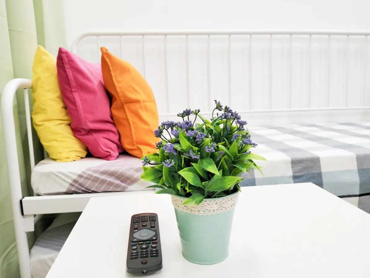 Jb Austin Perdana Tidy Simple Comfy 2Br5Pax Apartment Johor Bahru
