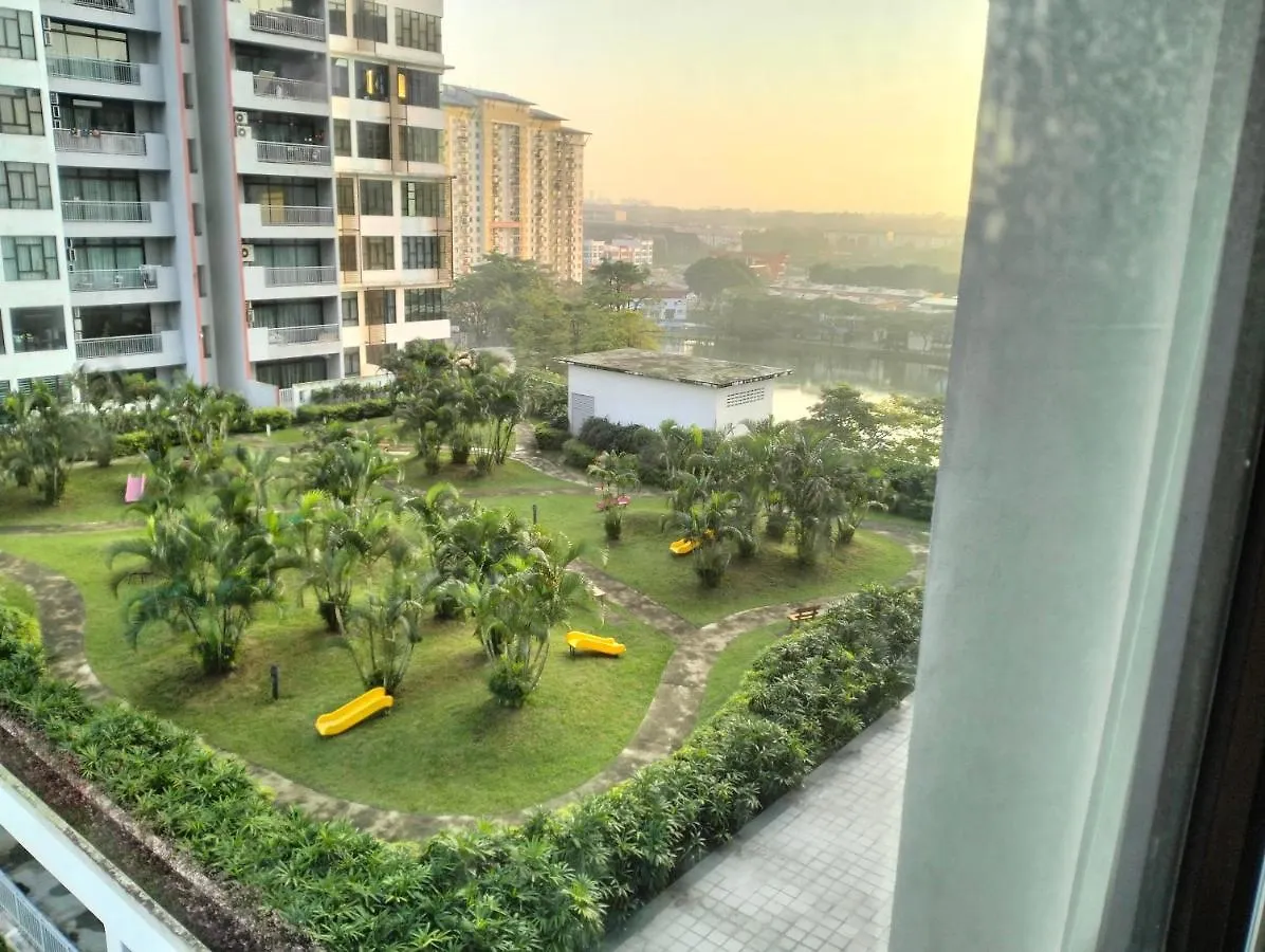 Jb Austin Perdana Tidy Simple Comfy 2Br5Pax Apartment Johor Bahru Malaysia